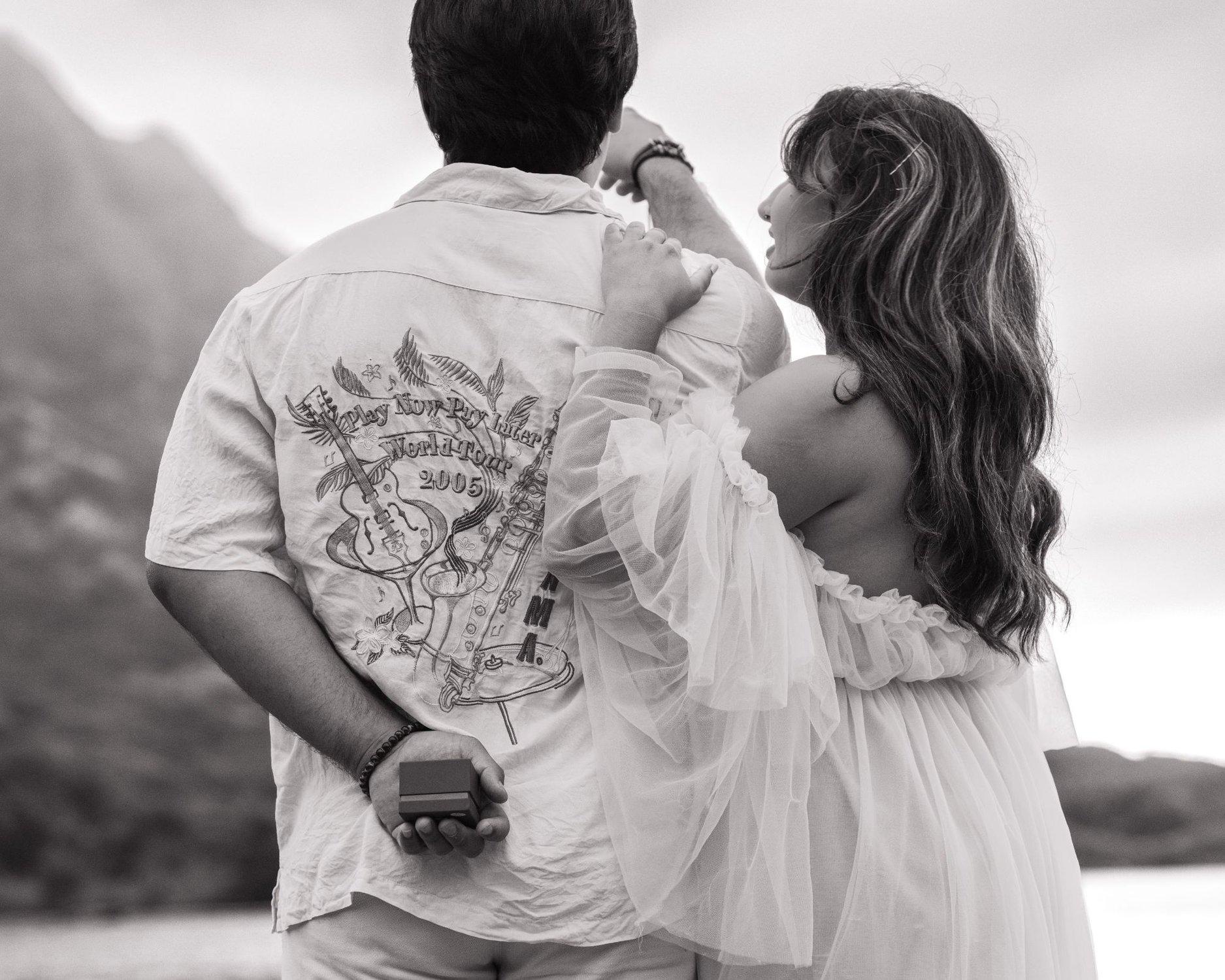 carousel-hero-element image-13