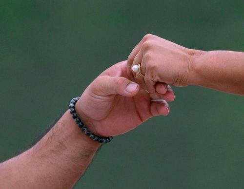 mobile - carousel-hero-element image-7