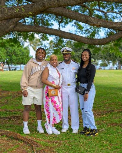 mobile - carousel-hero-element image-1