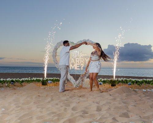 mobile - carousel-hero-element image-4